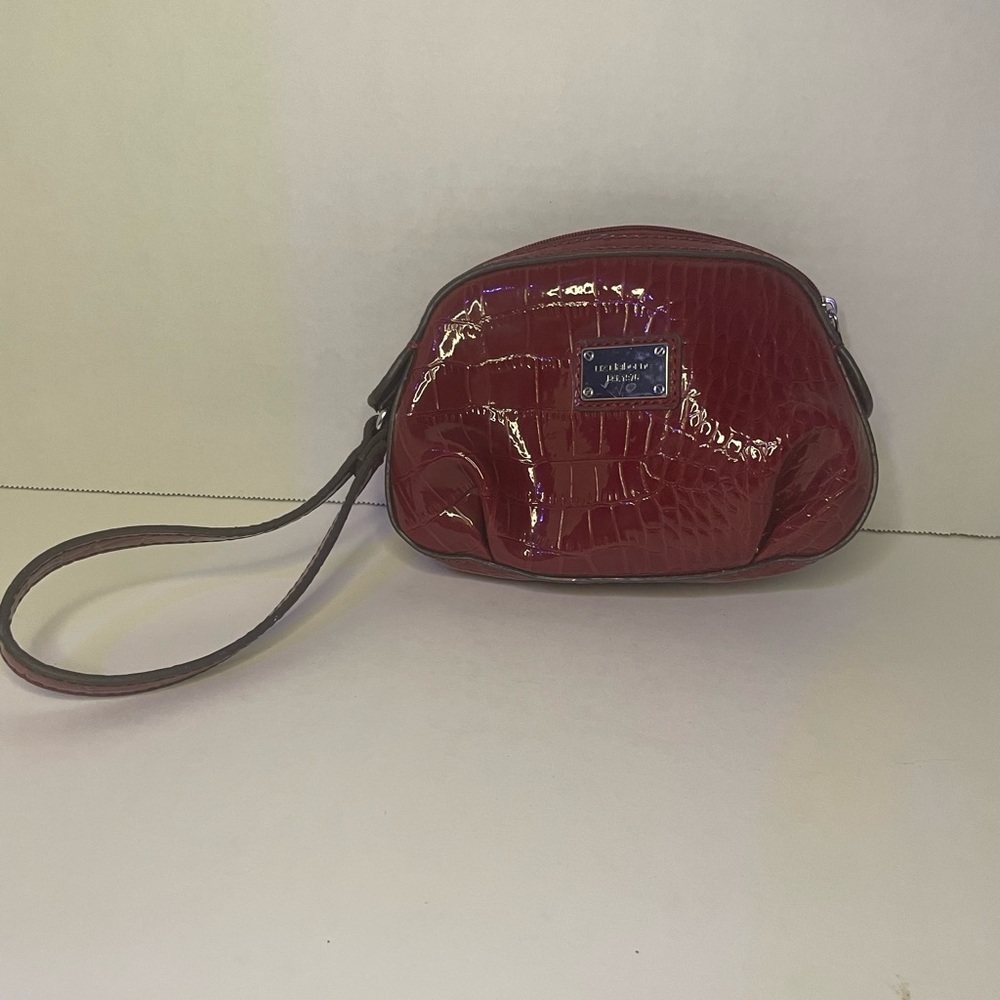 Liz Claiborne wristlet